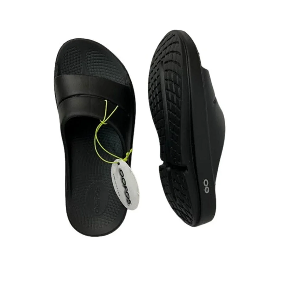 NWT! OOFOS OOahh Slide, Black‎ - Men’s Size 5, Women’s Size 7